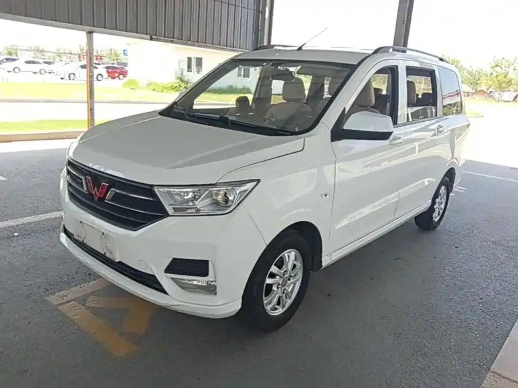 Wuling Hongguang 2019 1.5L S Standard Edition (National VI Emission Standard) LAR — миниатюра 1