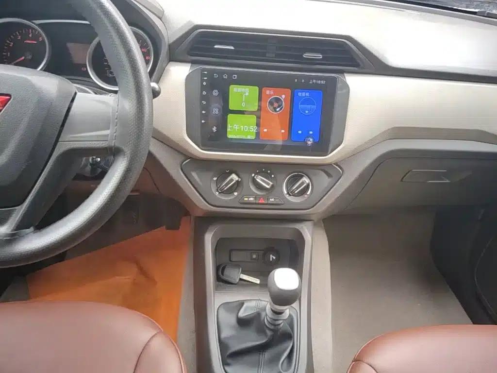 Wuling Hongguang 2021 Facelift 1.5L S Standard Model with Hydraulic Power Steering (LAR) — миниатюра 13