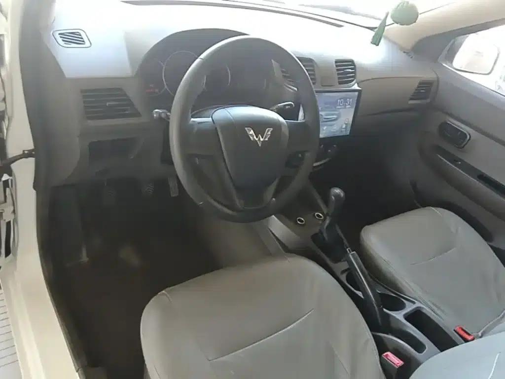 Wuling Hongguang 2015 1.5L S Basic Model (National V Emission Standard) — миниатюра 10