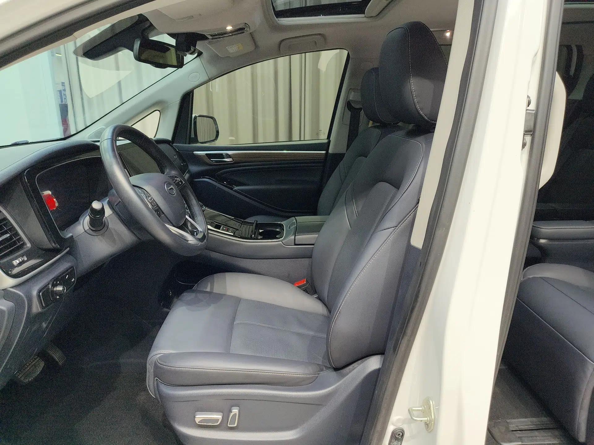 GAC Trumpchi M8 2023 Lingxiu Series 390T Prestige Edition — миниатюра 23