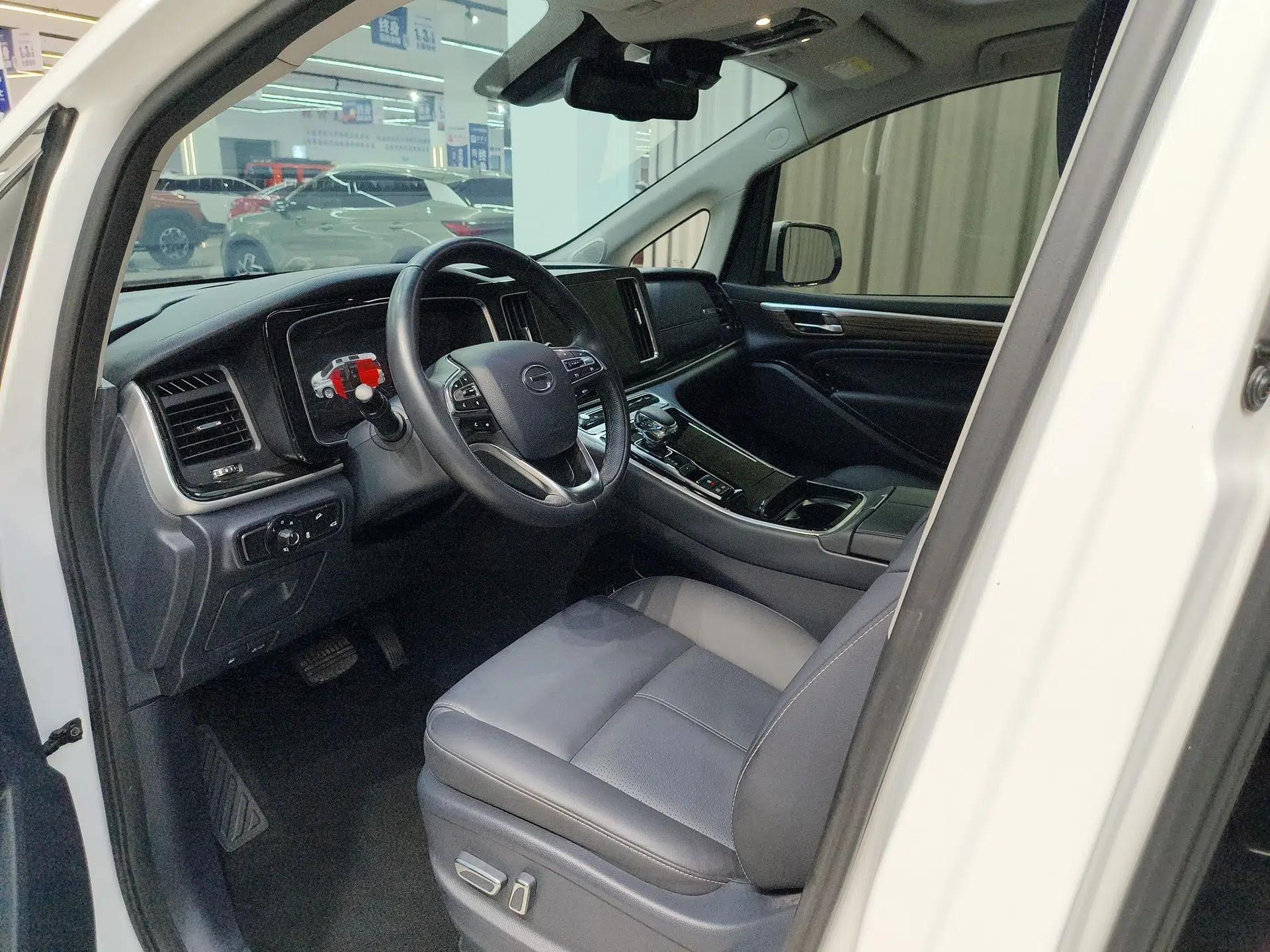 GAC Trumpchi M8 2023 Lingxiu Series 390T Prestige Edition — миниатюра 29