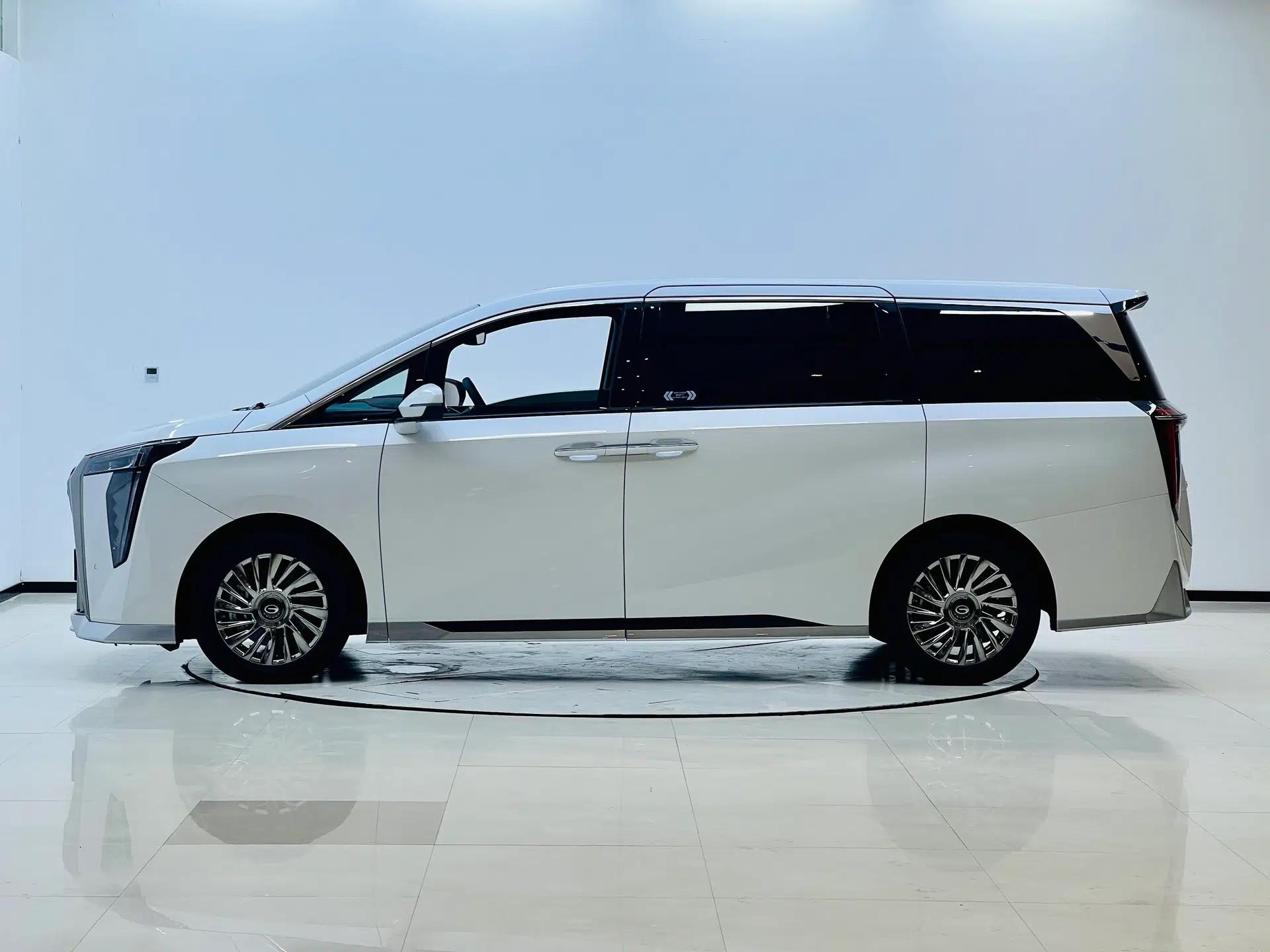 GAC Trumpchi M8 2023 Zongshi Series 400T Ultimate Edition — миниатюра 2