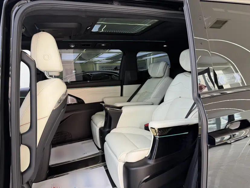 GAC Trumpchi M8 2023 Zongshi Series Dual-Motor YuZun Edition — миниатюра 14