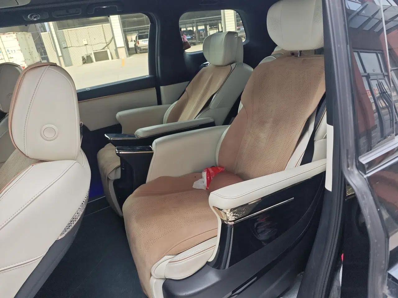 GAC Trumpchi M8 2023 Zongshi Series Dual-Motor YuZun Edition — миниатюра 17