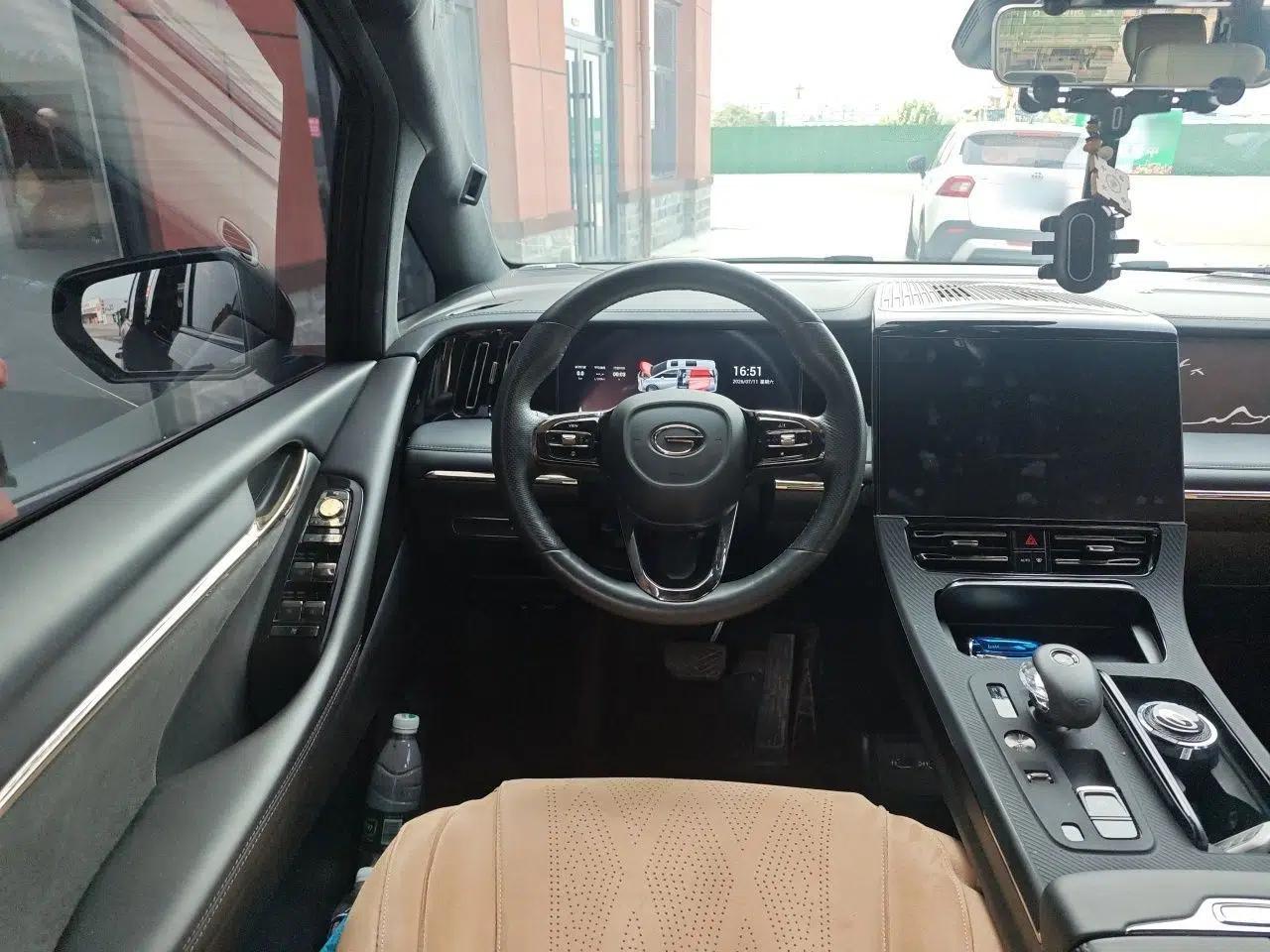 GAC Trumpchi M8 2023 Zongshi Series Dual-Motor YuZun Edition — миниатюра 10