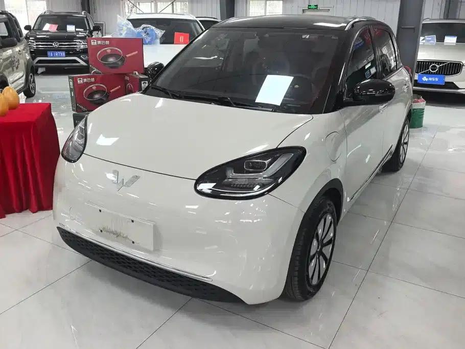 Wuling Bingo 2025 Model, 333km Range, Lingxi Connected Edition — миниатюра 1