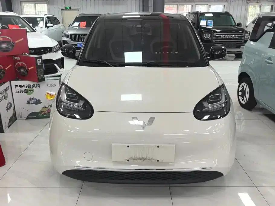 Wuling Bingo 2025 Model, 333km Range, Lingxi Connected Edition — миниатюра 2
