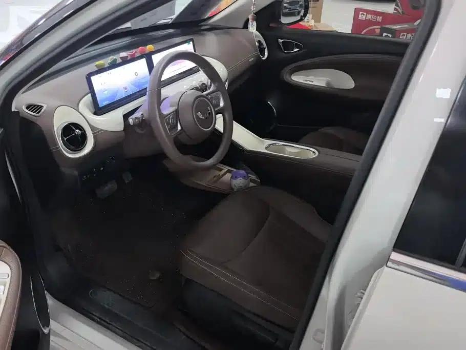Wuling Bingo 2025 Model, 333km Range, Lingxi Connected Edition — миниатюра 9