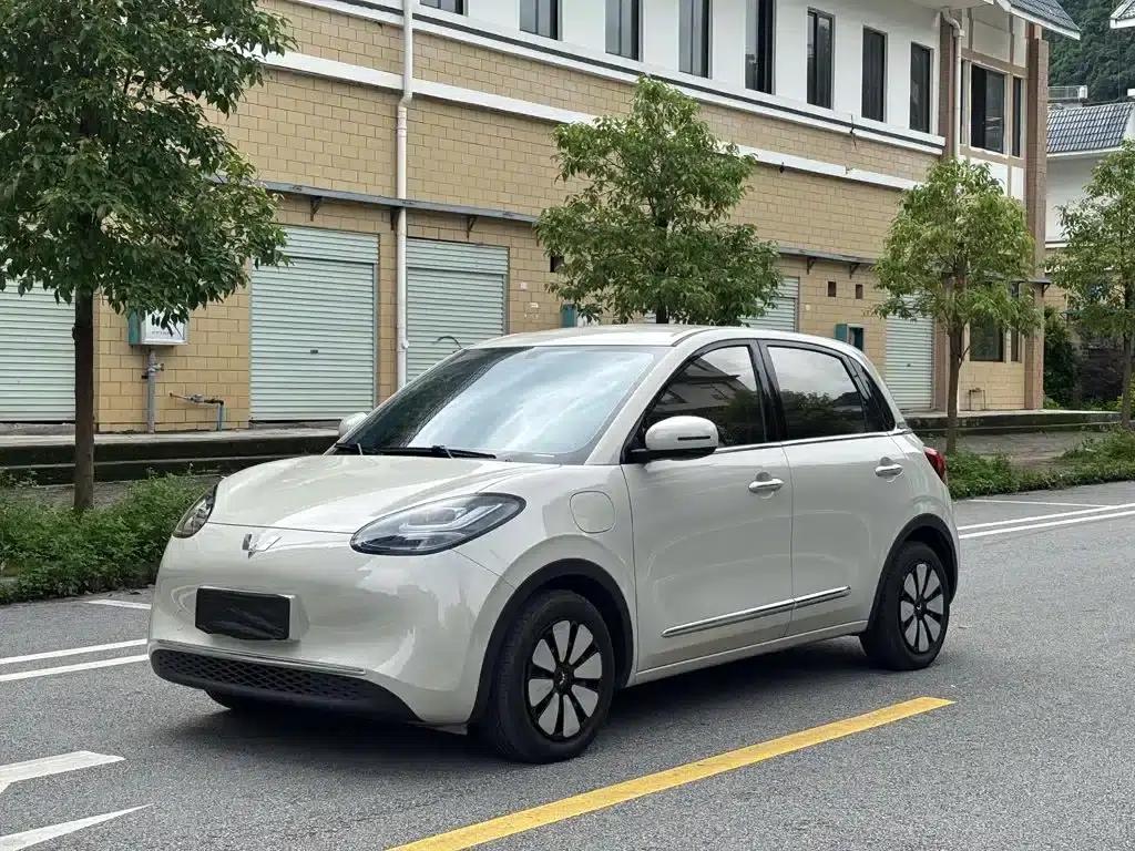 Wuling Bingo 2024 Model, 333km Range, Enjoy Edition — миниатюра 1