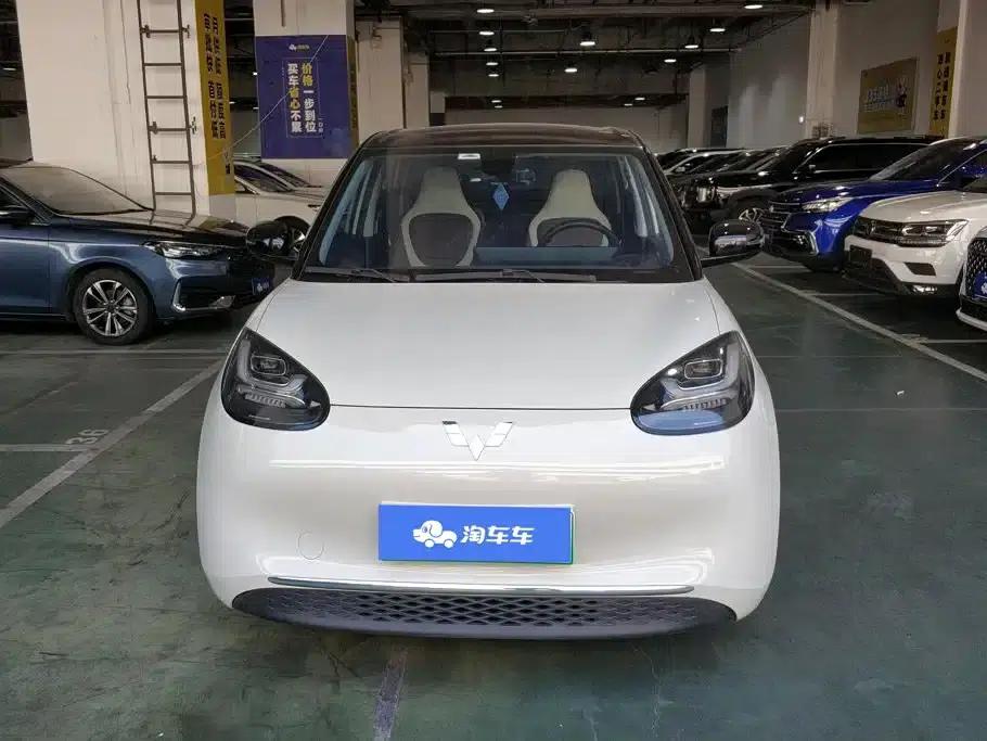 Wuling Bingo 2023 Model, 333km Range, Lingxi Connected Edition — миниатюра 2