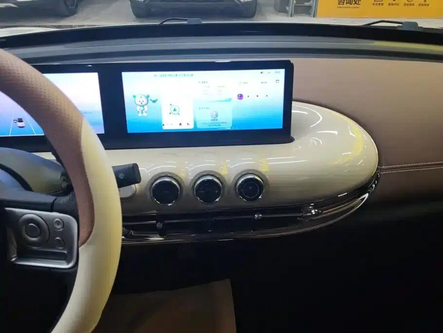 Wuling Bingo 2023 Model, 333km Range, Lingxi Connectivity+ Model — миниатюра 13