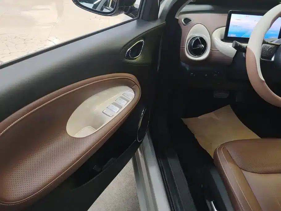 Wuling Bingo 2023 Model, 333km Range, Lingxi Connectivity+ Model — миниатюра 7