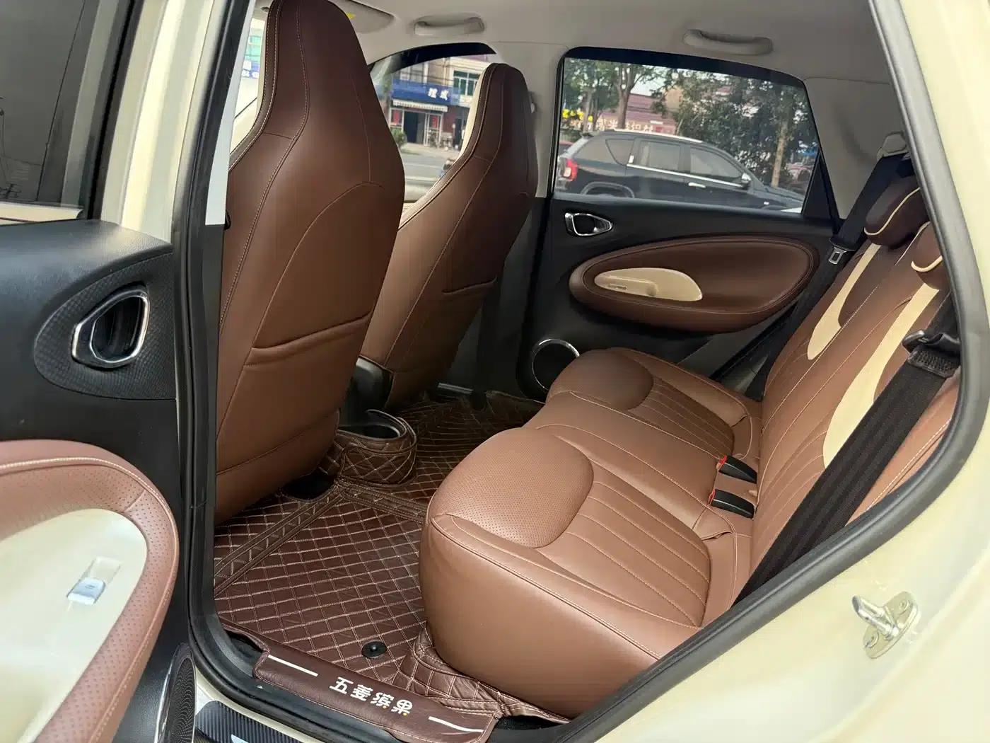 Wuling Bingo 2024 Model, 333km Range, Lingxi Connected Edition — миниатюра 9
