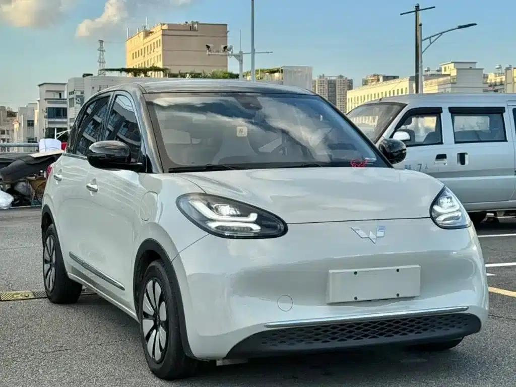 Wuling Bingo 2023 Model, 333km Range, Lingxi Connected Edition — миниатюра 3