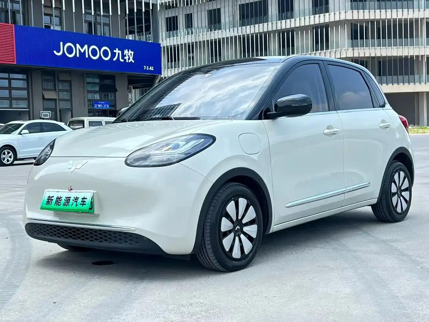 Wuling Bingo 2023 Model, 333km Range, Lingxi Connected Edition — миниатюра 1