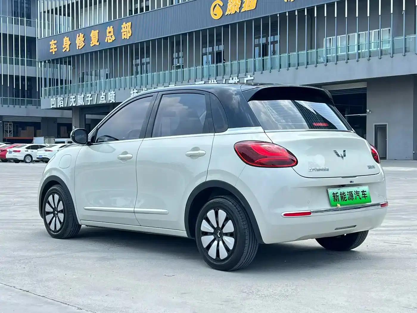 Wuling Bingo 2023 Model, 333km Range, Lingxi Connected Edition — миниатюра 8