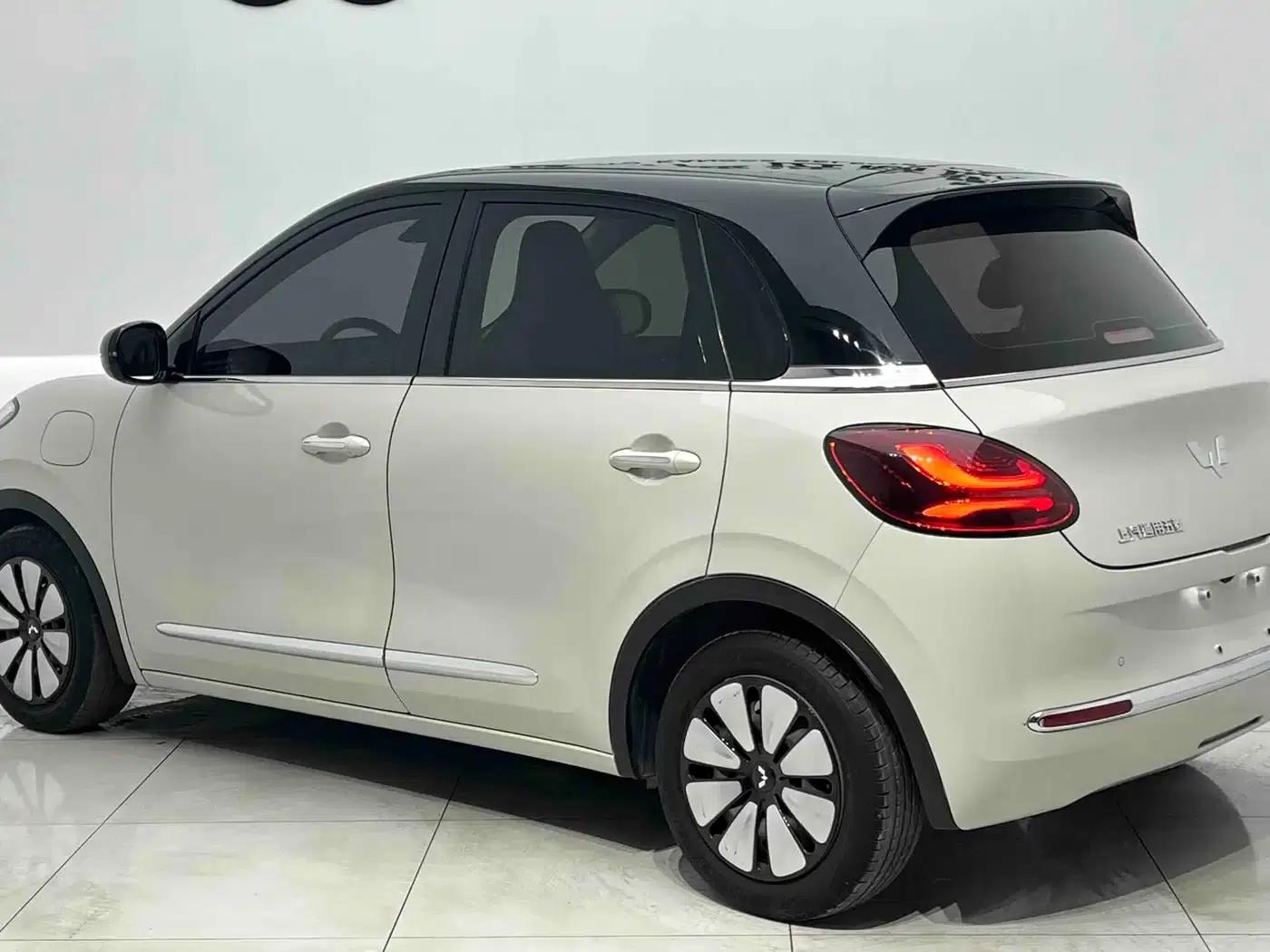 Wuling Bingo 2023 Model, 333km Range, Lingxi Connected Edition — миниатюра 4