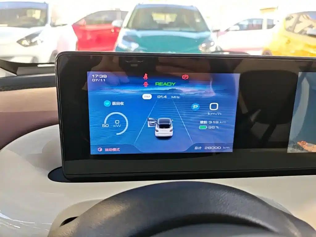 Wuling Bingo 2023 Model, 333km Range, Enjoy Edition — миниатюра 12