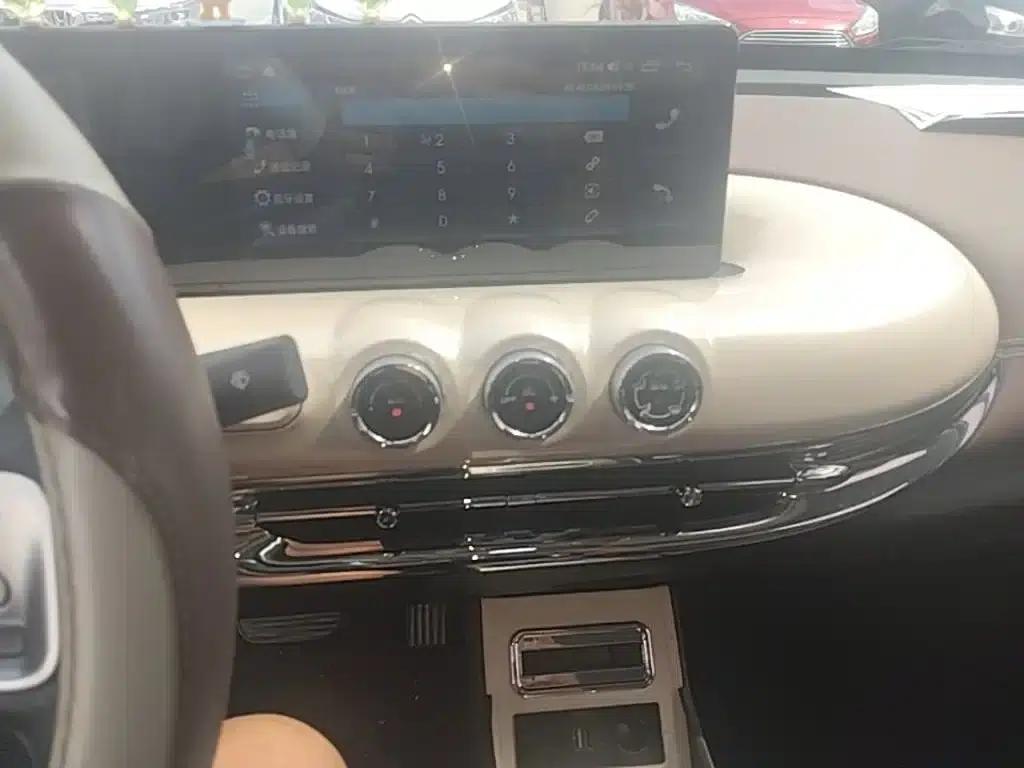 Wuling Bingo 2023 Model, 203km Comfort Edition — миниатюра 13