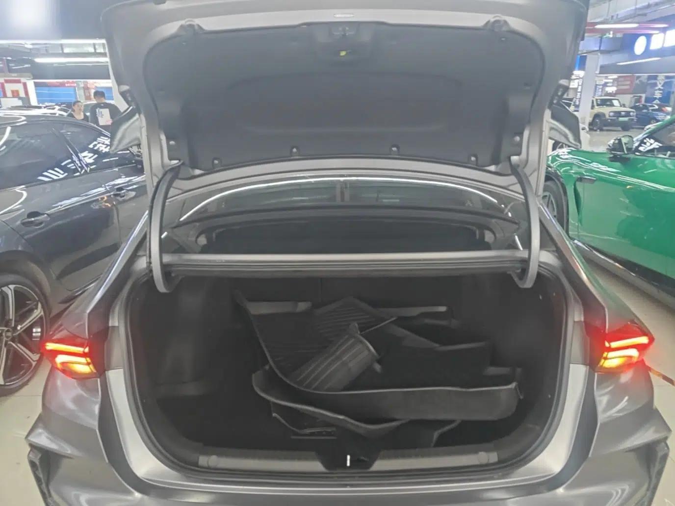 GAC Trumpchi EMPOW 2023 400T Automatic R MAX — миниатюра 22