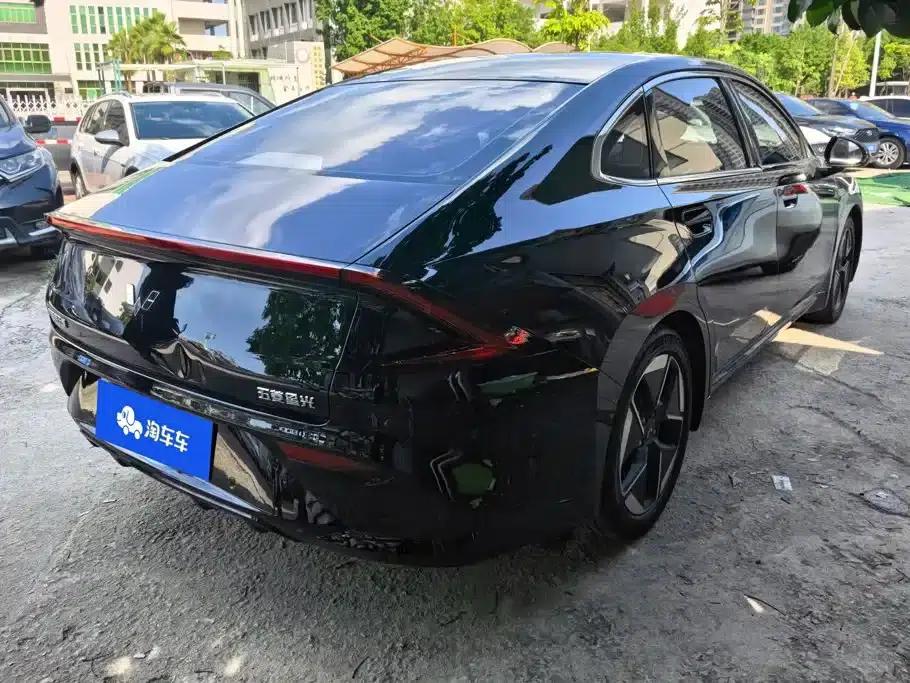 Wuling Xingguang 2024 Co-creation Edition 510 Advanced Model — миниатюра 3