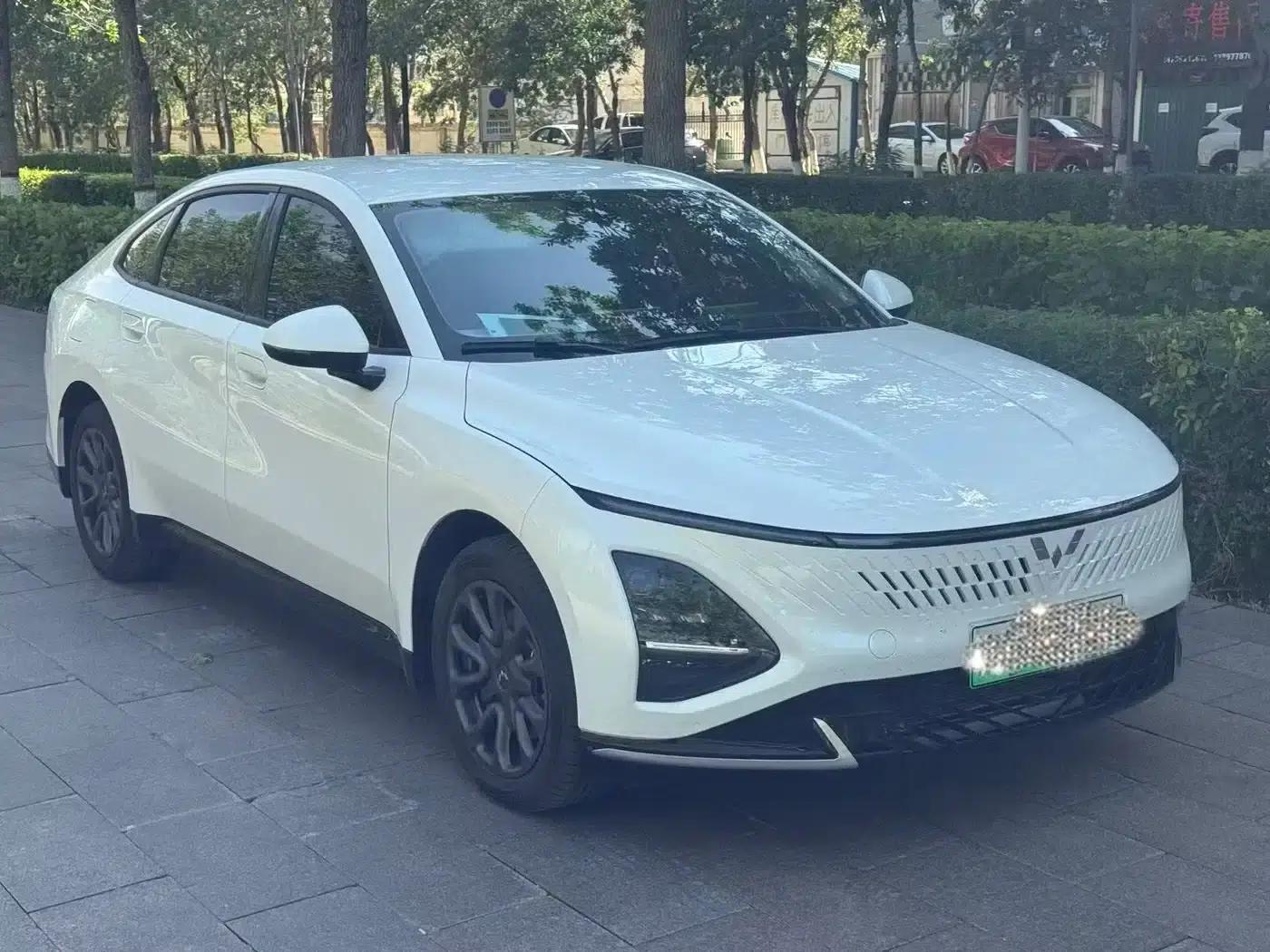 Wuling Xingguang 2024 Co-creation Edition 70 Standard Model — миниатюра 1