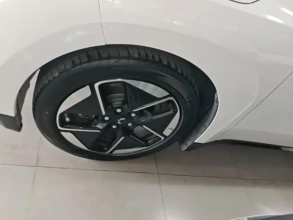 Wuling Xingguang 2024 Co-creation Edition 510 Advanced Model — миниатюра 23