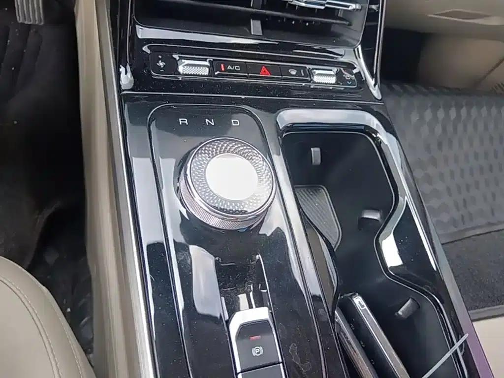 Wuling Xingguang 2024 Co-creation Edition 510 Advanced Model — миниатюра 14