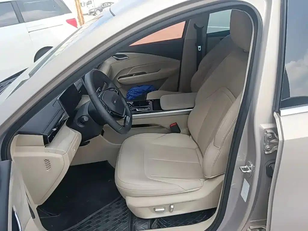 Wuling Xingguang 2024 Co-creation Edition 510 Advanced Model — миниатюра 15