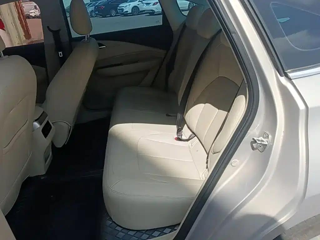 Wuling Xingguang 2024 Co-creation Edition 510 Advanced Model — миниатюра 17