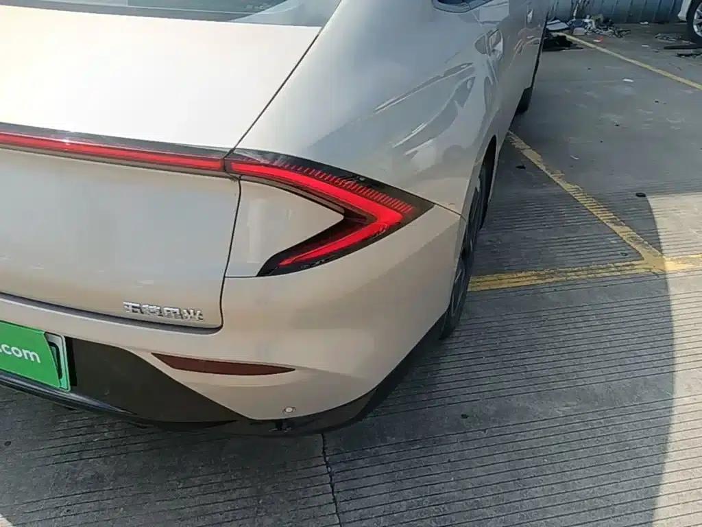 Wuling Xingguang 2024 Co-creation Edition 510 Advanced Model — миниатюра 8