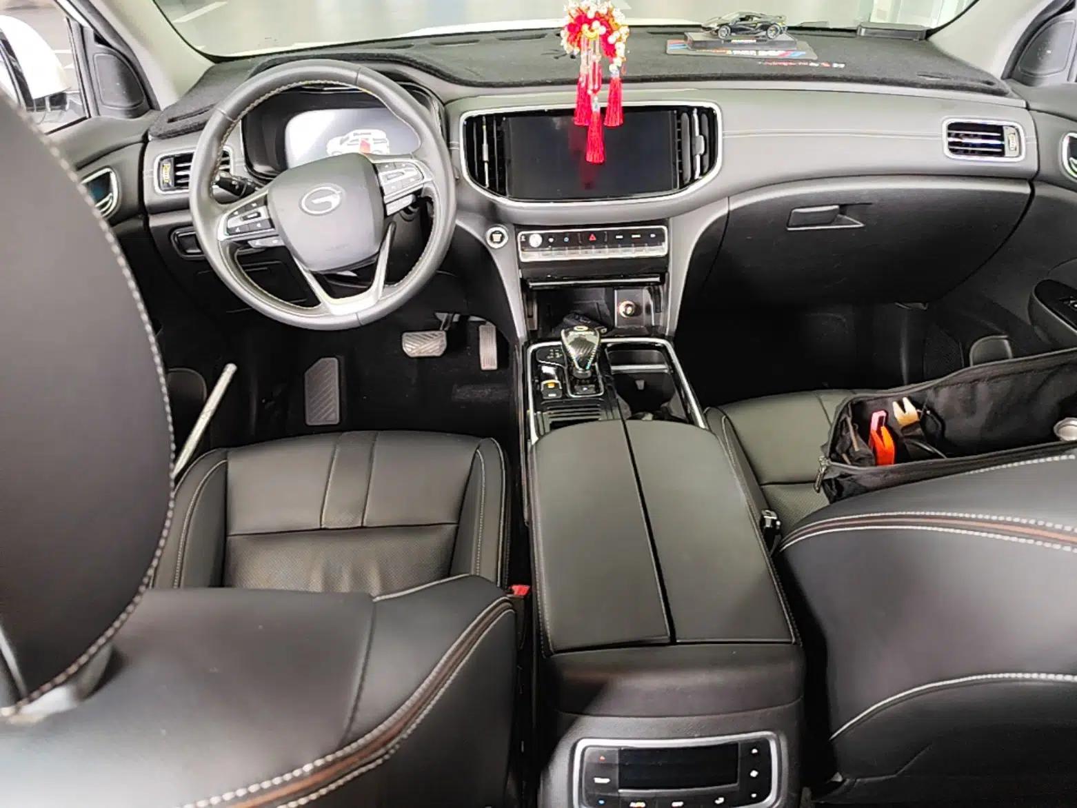 GAC Trumpchi GS8 2020 390T Two-Wheel Drive Luxury Smart Connectivity Commemorative Edition (7 Seats) — миниатюра 12