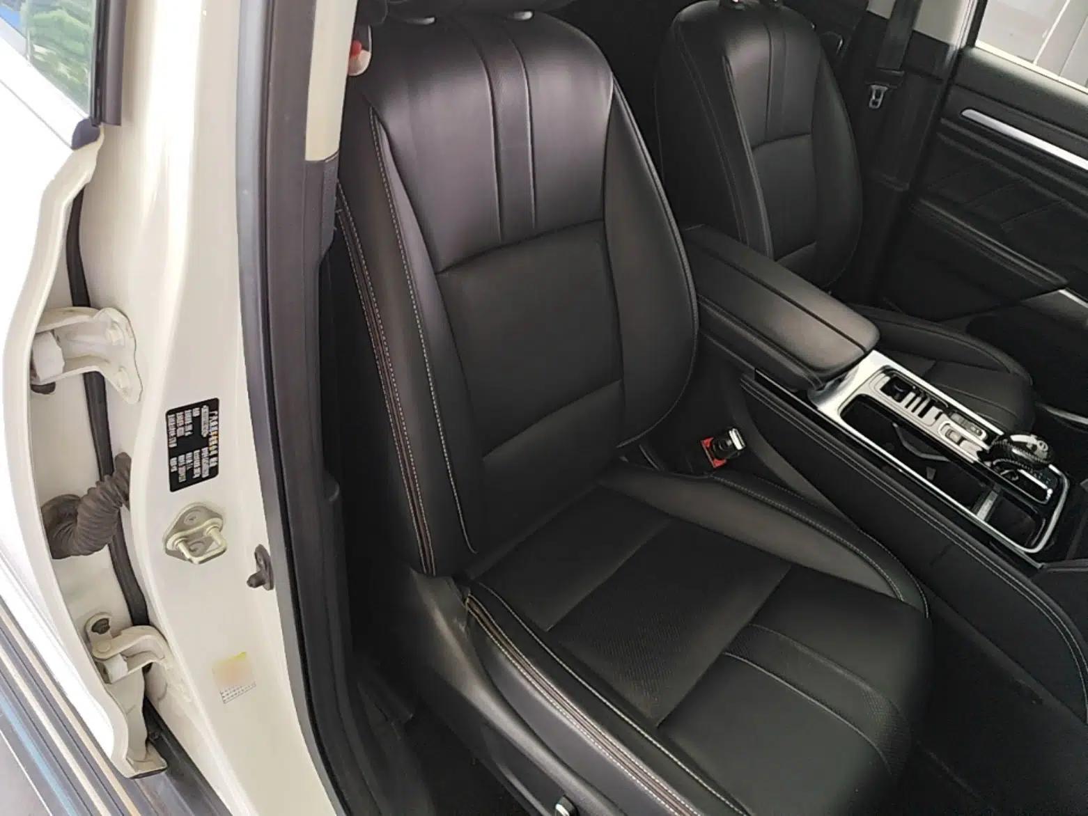 GAC Trumpchi GS8 2020 390T Two-Wheel Drive Luxury Smart Connectivity Commemorative Edition (7 Seats) — миниатюра 19