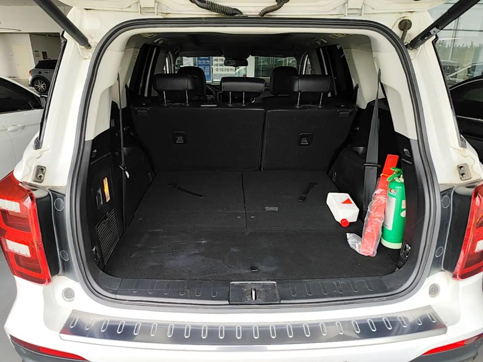 GAC Trumpchi GS8 2020 390T Two-Wheel Drive Luxury Smart Connectivity Commemorative Edition (7 Seats) — миниатюра 22
