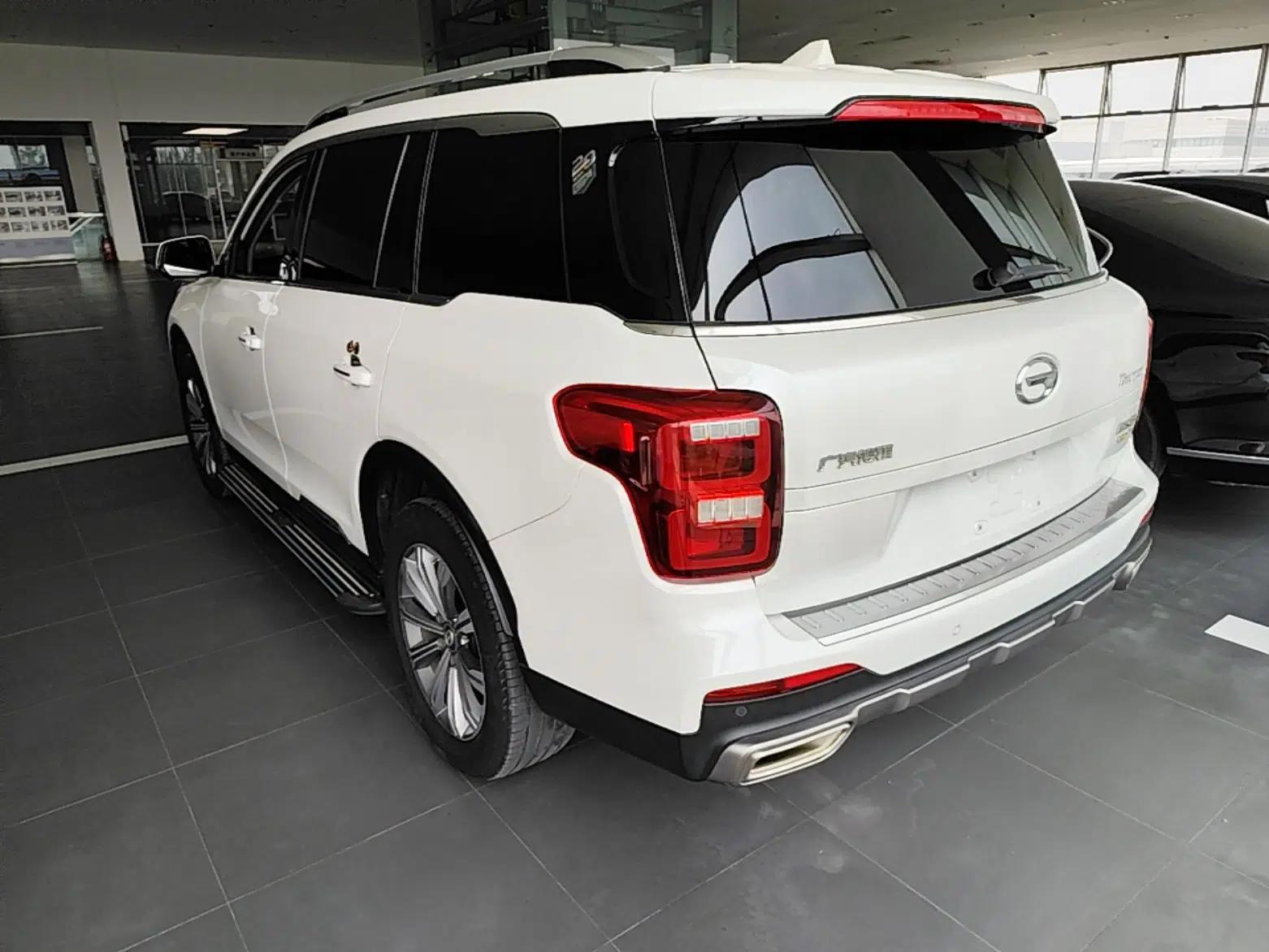 GAC Trumpchi GS8 2020 390T Two-Wheel Drive Luxury Smart Connectivity Commemorative Edition (7 Seats) — миниатюра 4