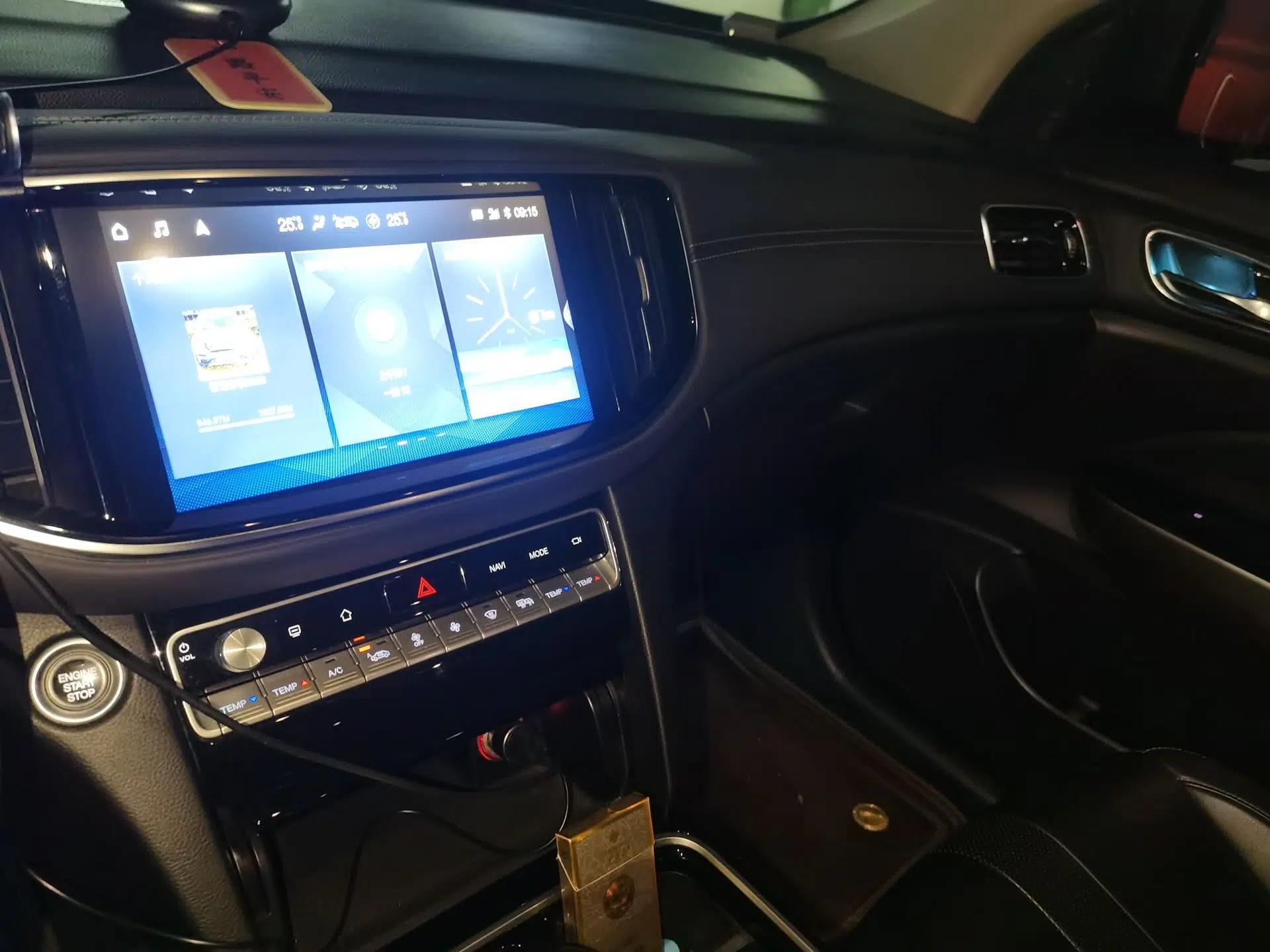 GAC Trumpchi GS8 2020 390T Two-Wheel Drive Luxury Smart Connectivity Commemorative Edition (7 Seats) — миниатюра 13