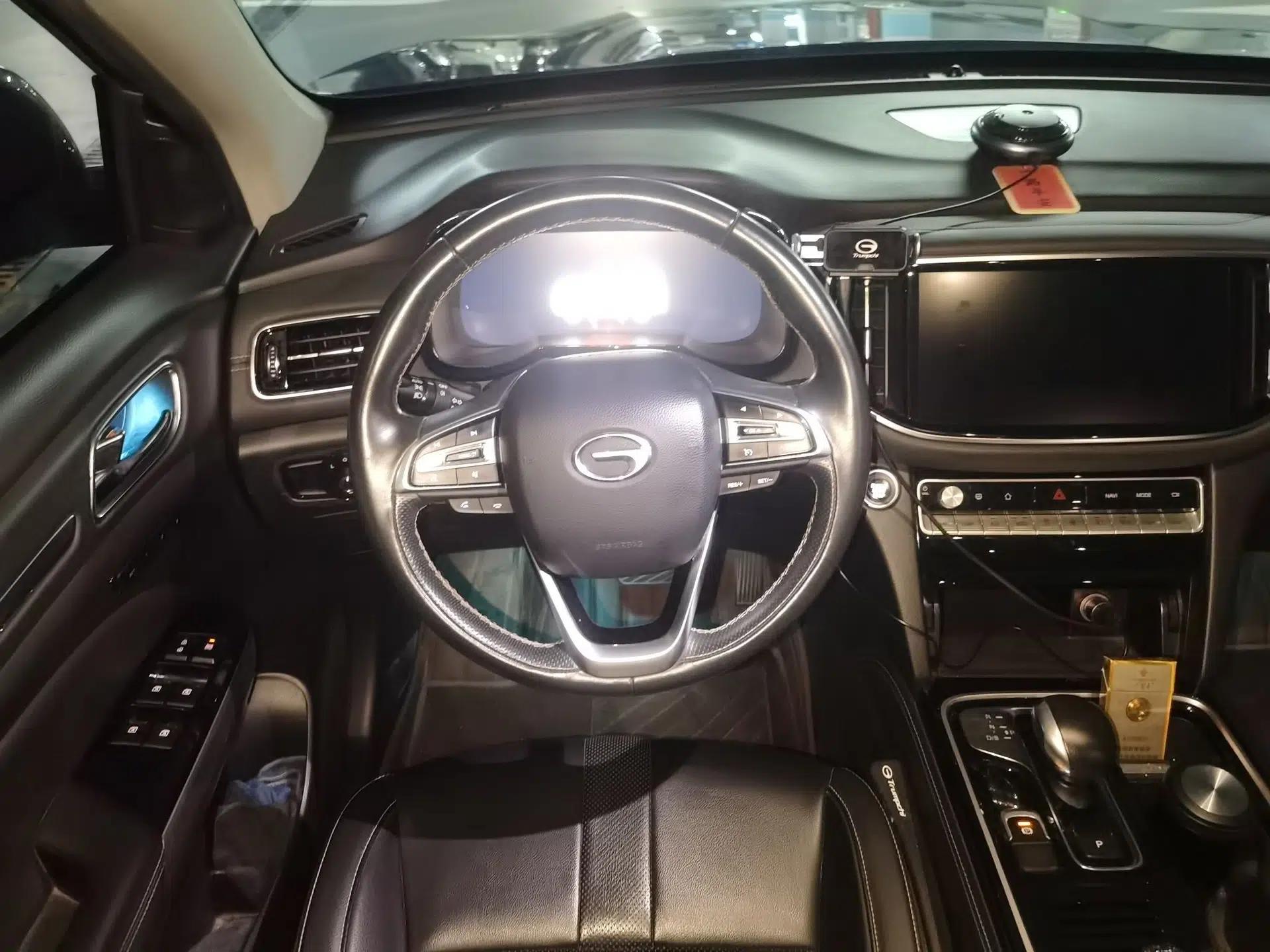 GAC Trumpchi GS8 2020 390T Two-Wheel Drive Luxury Smart Connectivity Commemorative Edition (7 Seats) — миниатюра 10