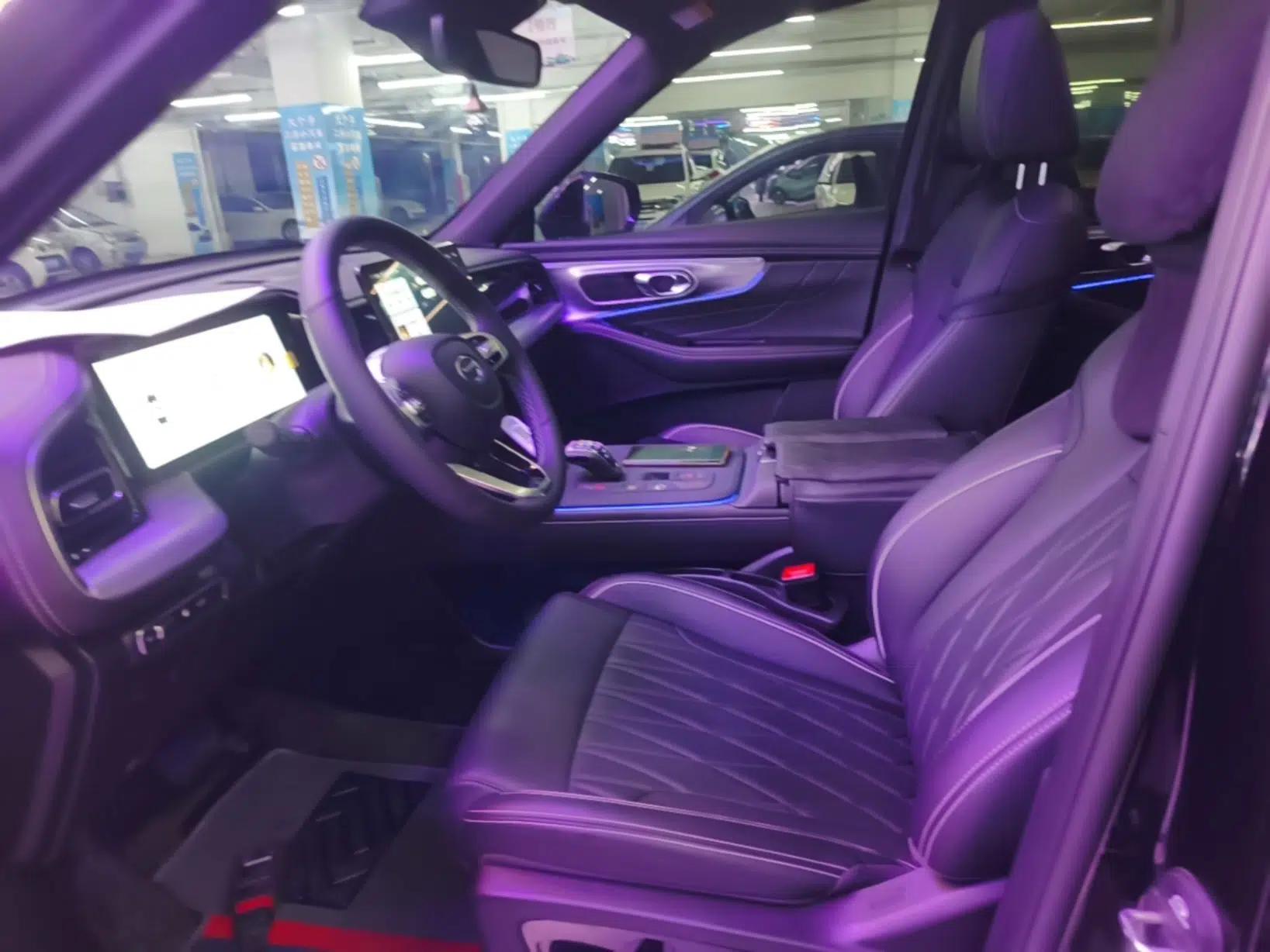 GAC Trumpchi GS8 2025 Linghang Series 2.0 TGDI Two-Wheel-Drive Luxury Edition 5 Seats — миниатюра 17
