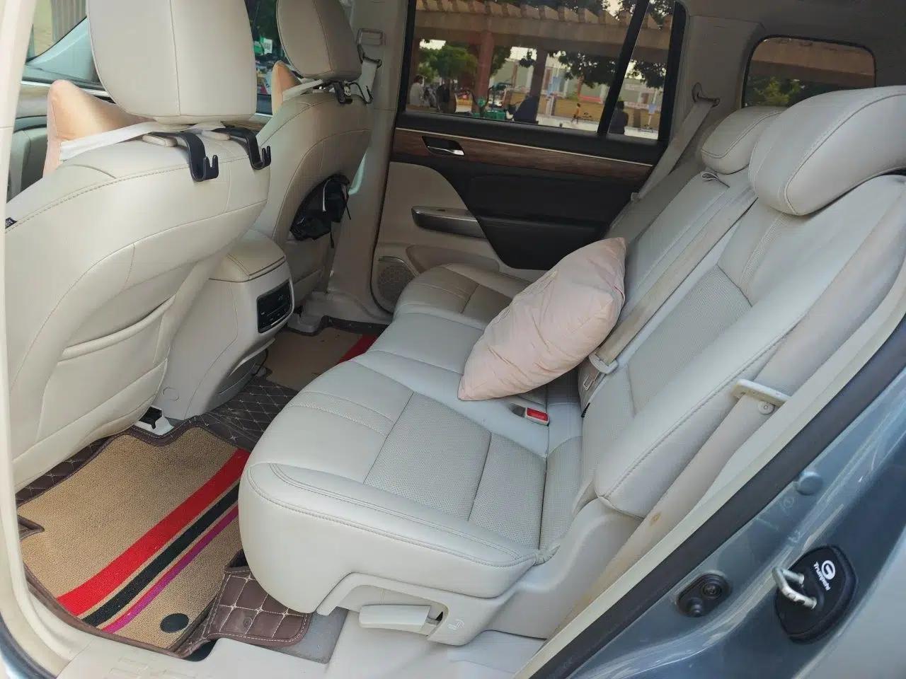 GAC Trumpchi GS8 2017 320T Two-Wheel Drive Luxury Smart Connectivity Version (7 Seats) — миниатюра 17