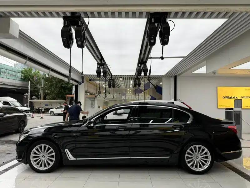 2016 BMW 7 Series 740Li Luxury — миниатюра 3