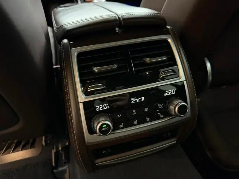 2016 BMW 7 Series 740Li Luxury — миниатюра 10