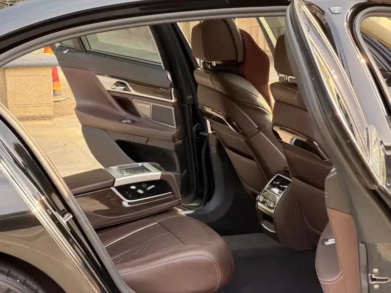 2019 BMW 7 Series 730Li Luxury Package — миниатюра 12