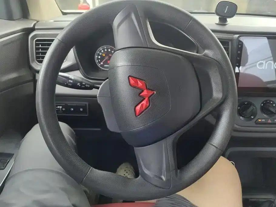Wuling Hongguang V 2022 1.5L Sporty Edition with Hydraulic Power Steering (LAR) — миниатюра 15