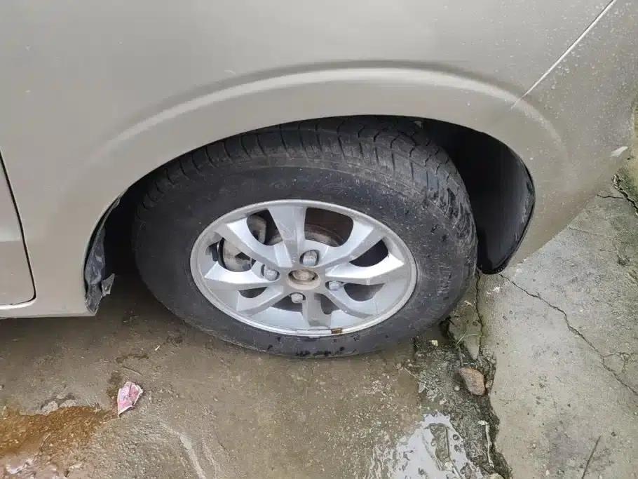 Wuling Hongguang V 2022 1.5L Sporty Edition with Hydraulic Power Steering (LAR) — миниатюра 6