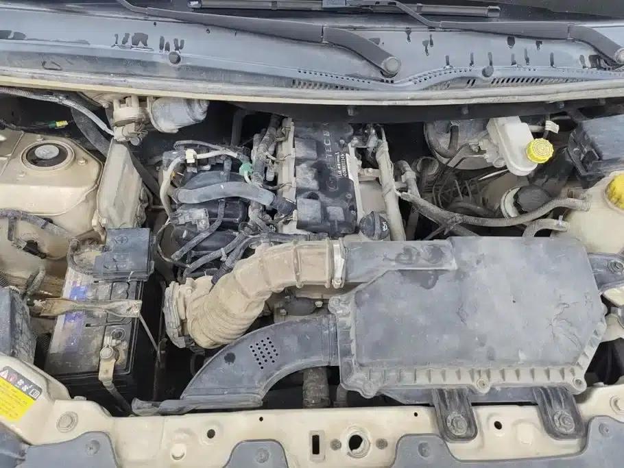Wuling Hongguang V 2022 1.5L Sporty Edition with Hydraulic Power Steering (LAR) — миниатюра 10