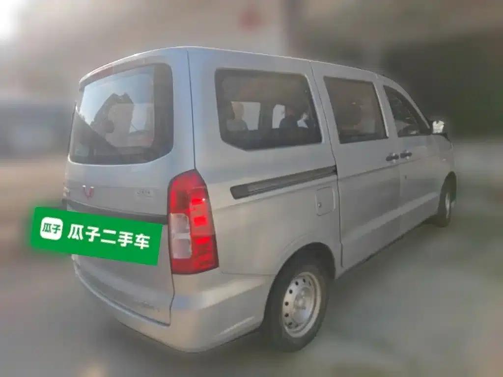 Wuling Hongguang V 2022 1.5L Sporty Edition with Hydraulic Power Steering (LAR) — миниатюра 5