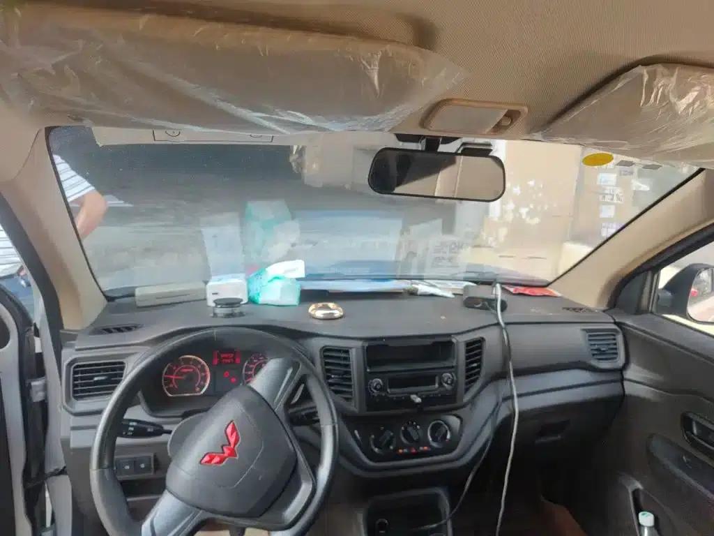 Wuling Hongguang V 2022 1.5L Sporty Edition with Hydraulic Power Steering (LAR) — миниатюра 6