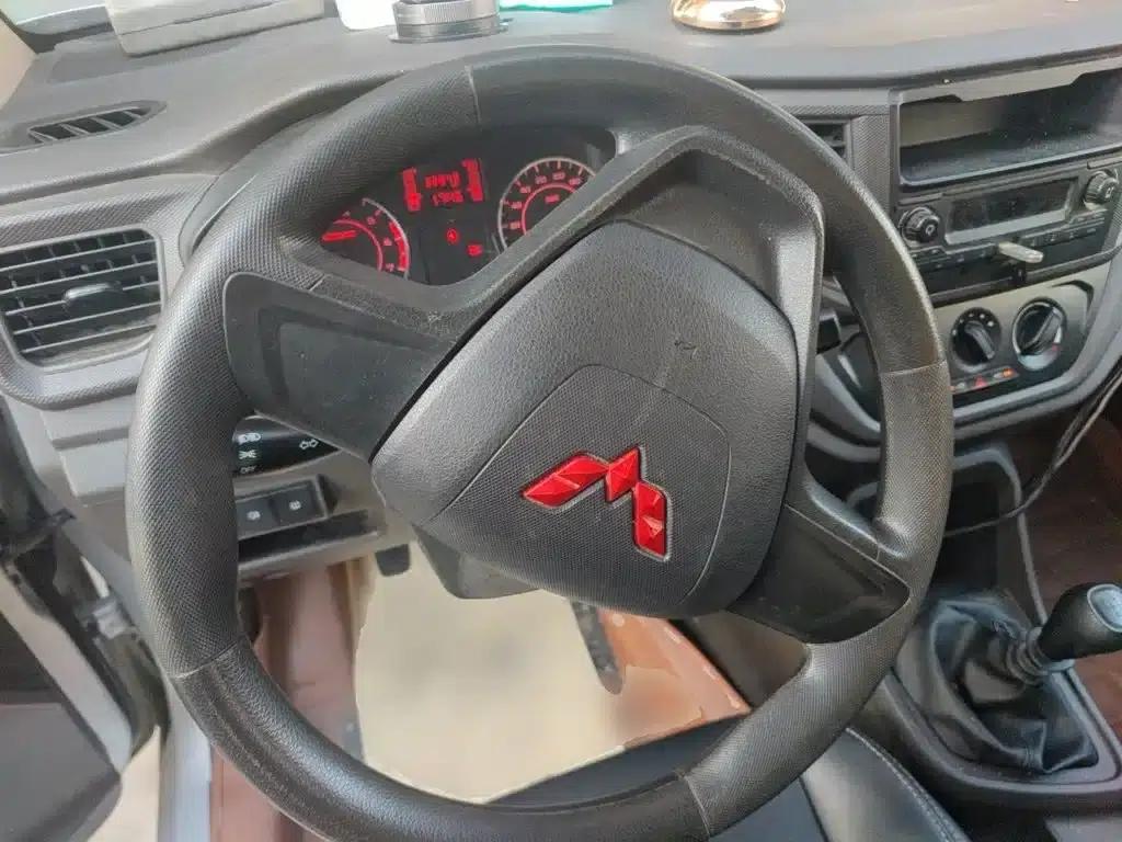 Wuling Hongguang V 2022 1.5L Sporty Edition with Hydraulic Power Steering (LAR) — миниатюра 7