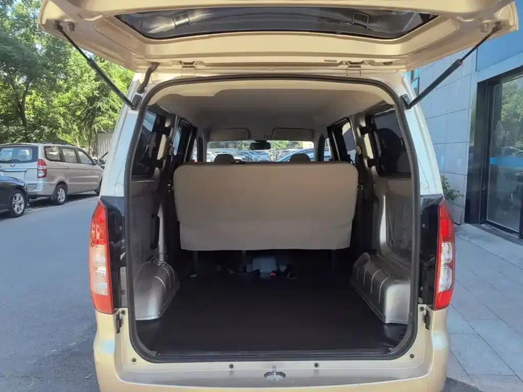 Wuling Hongguang V 2022 1.5L Jinqu Edition Electric Power Assist LAR — миниатюра 19