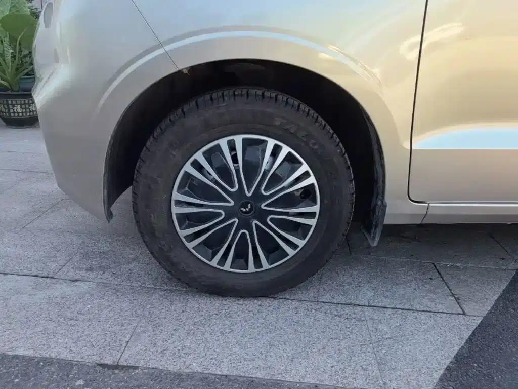 Wuling Hongguang V 2022 1.5L Jinqu Edition Electric Power Assist LAR — миниатюра 23